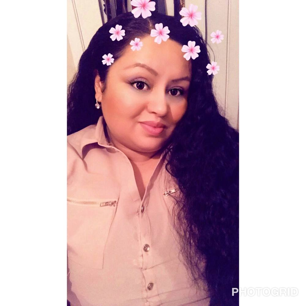 Meet your Posher, Jelsy